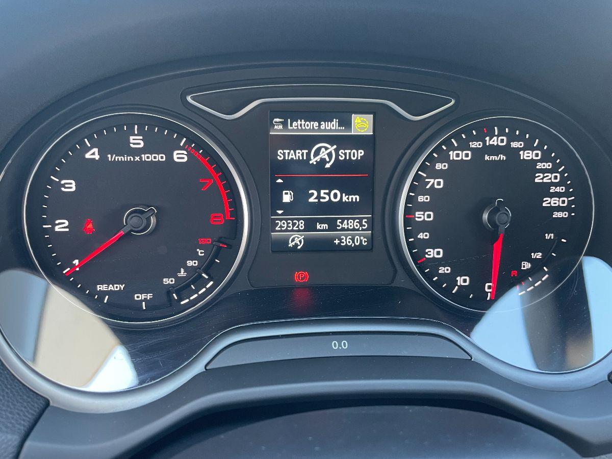 AUDI - Q2 - 30 TFSI Admired