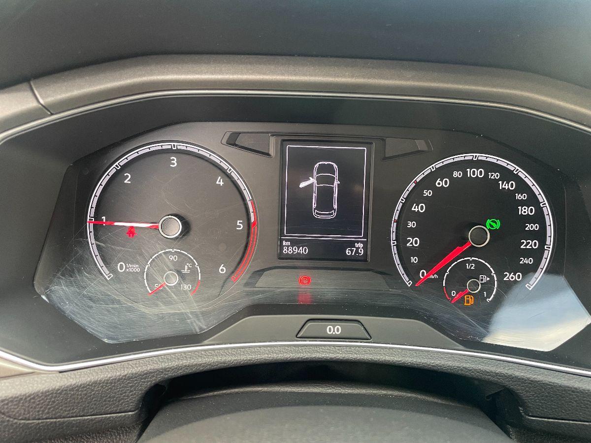 VOLKSWAGEN - T-Roc - 2.0 TDI DSG Business BlueMot.Tech.