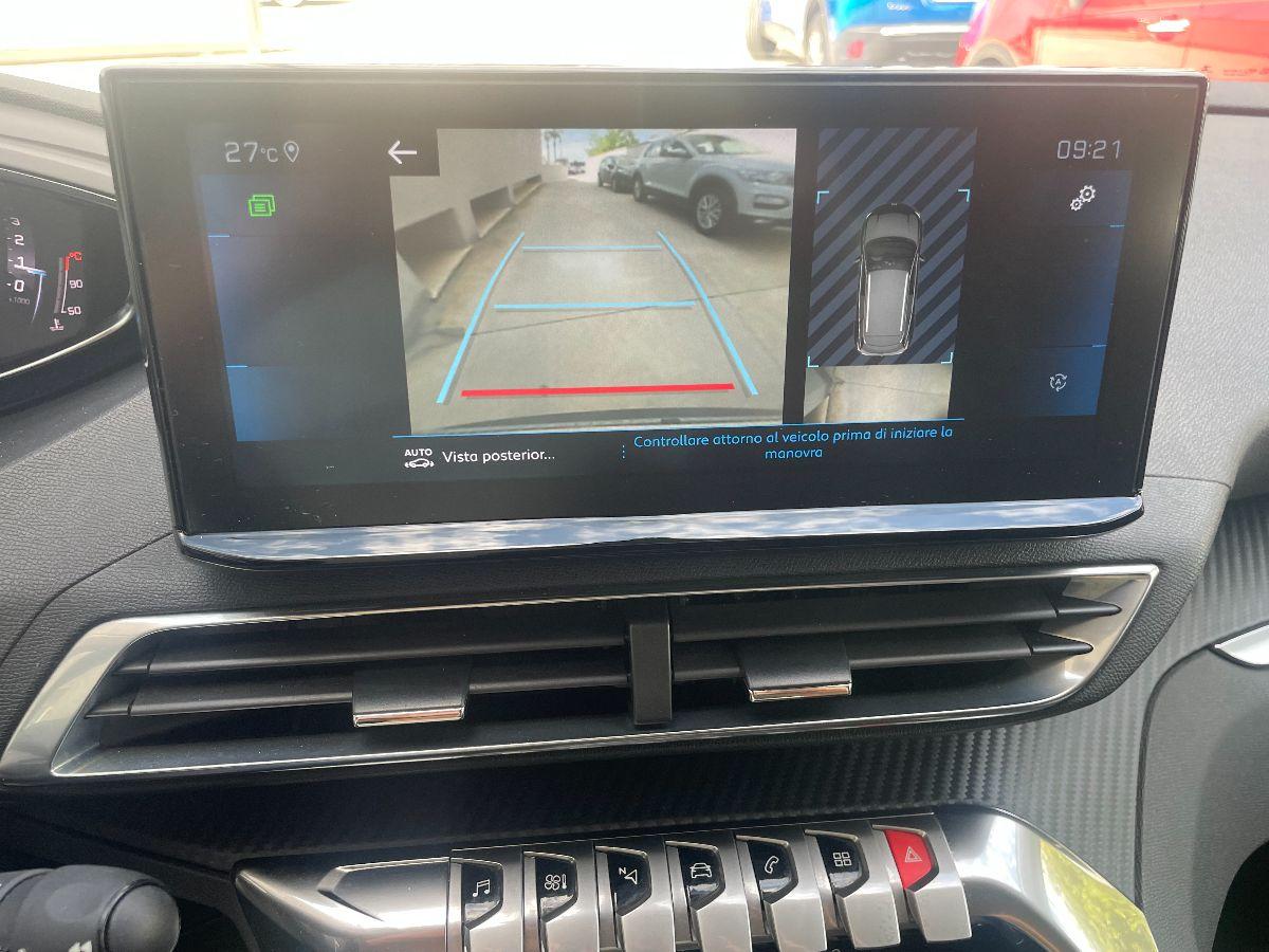 PEUGEOT - 3008 - BlueHDi 130 S&S EAT8 ActiveBusiness