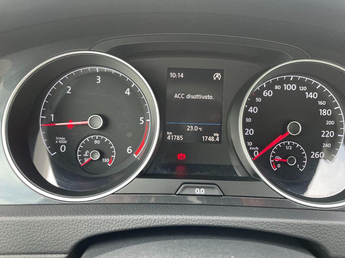 VOLKSWAGEN - Golf Variant 1.6 TDI Comfortline