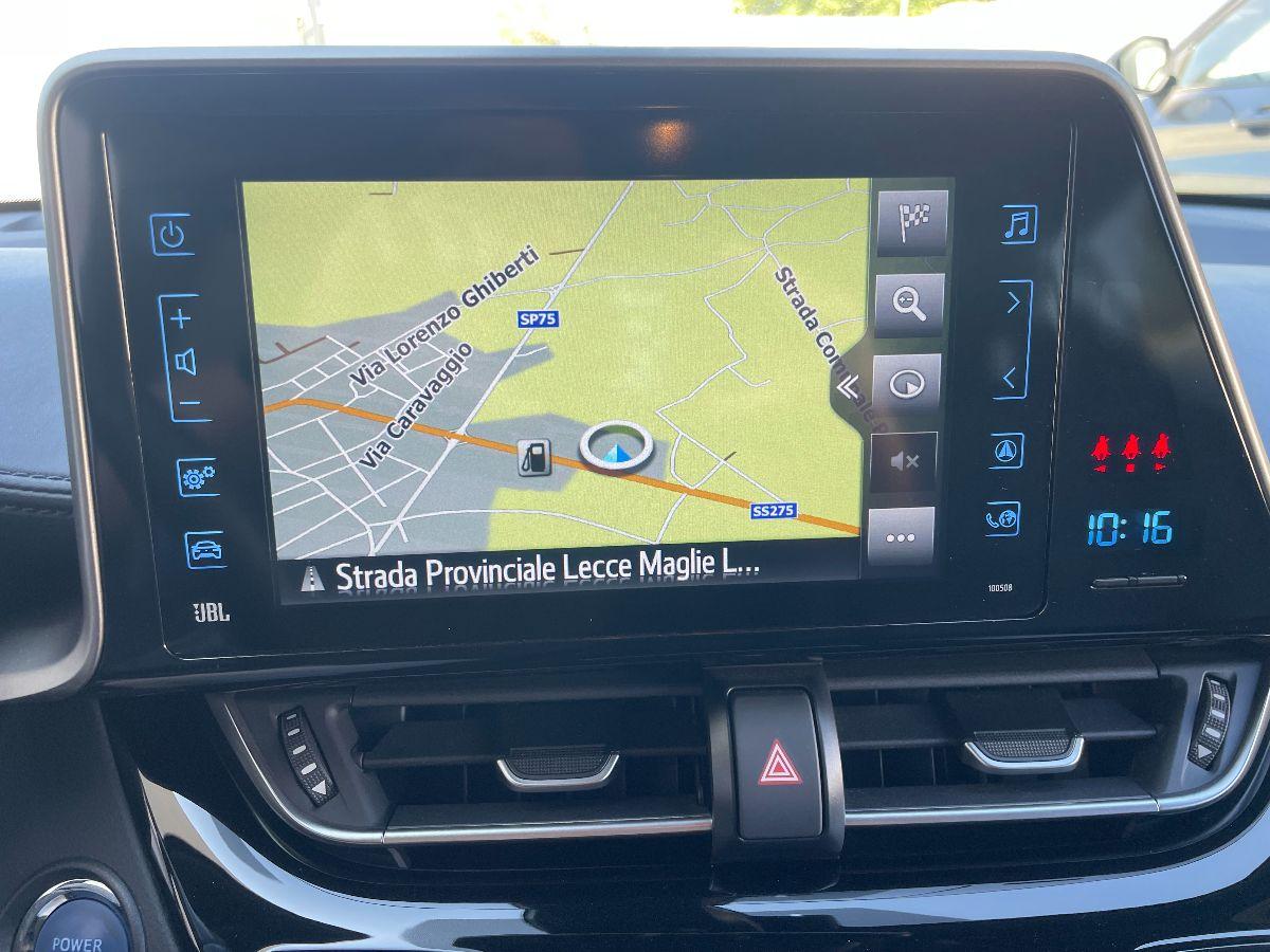 TOYOTA - C-HR - 1.8 Hybrid E-CVT Style+