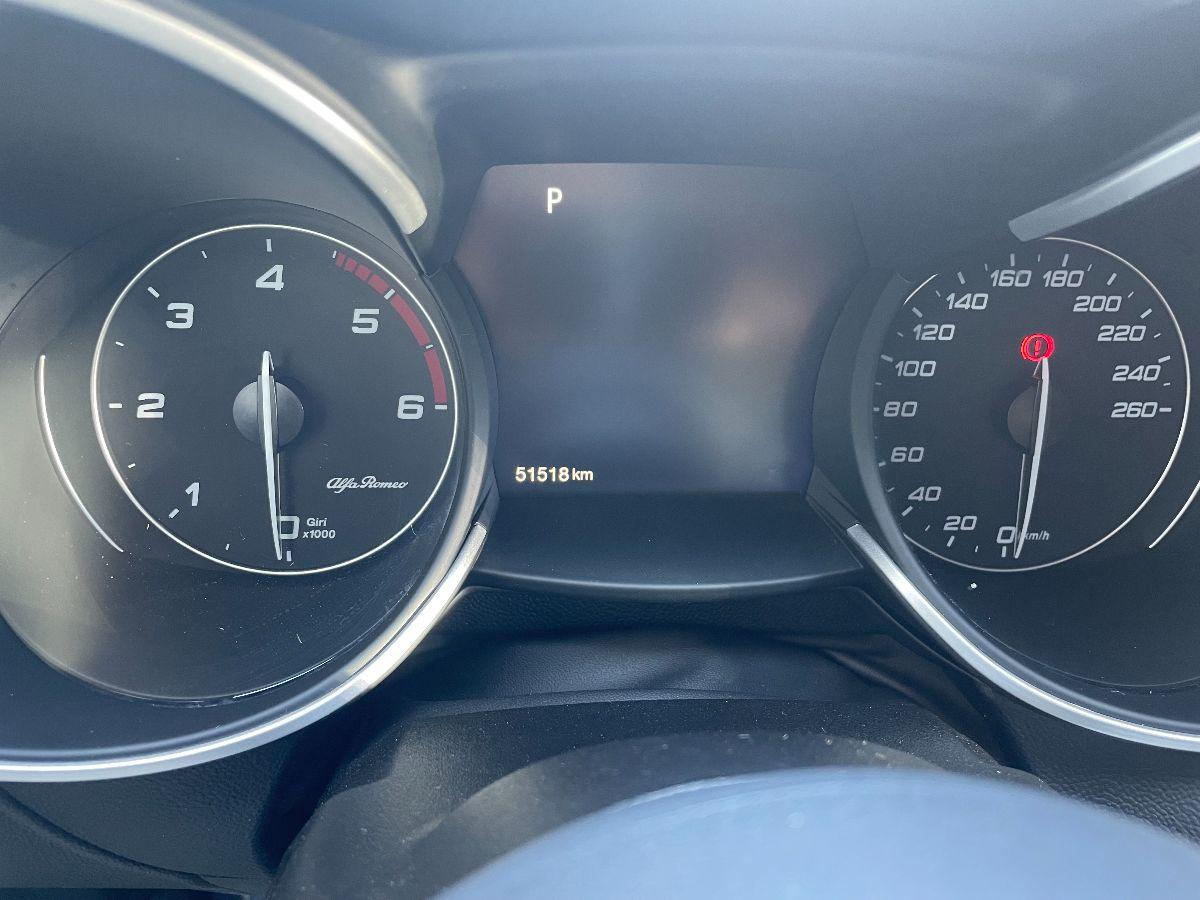 ALFA ROMEO - Stelvio - 2.2 T.diesel 160CV AT8 RWD Bus.