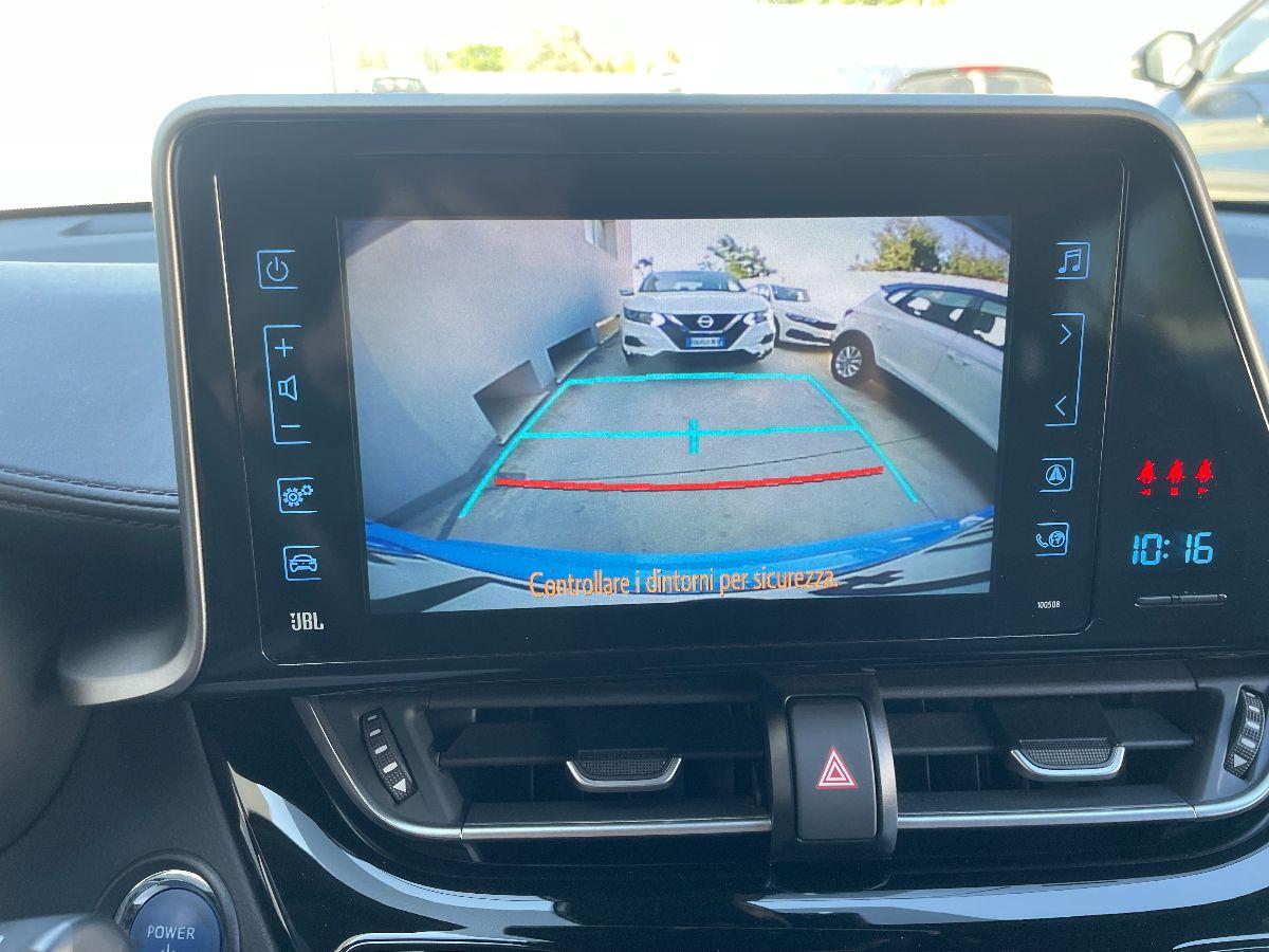 TOYOTA - C-HR - 1.8 Hybrid E-CVT Style+