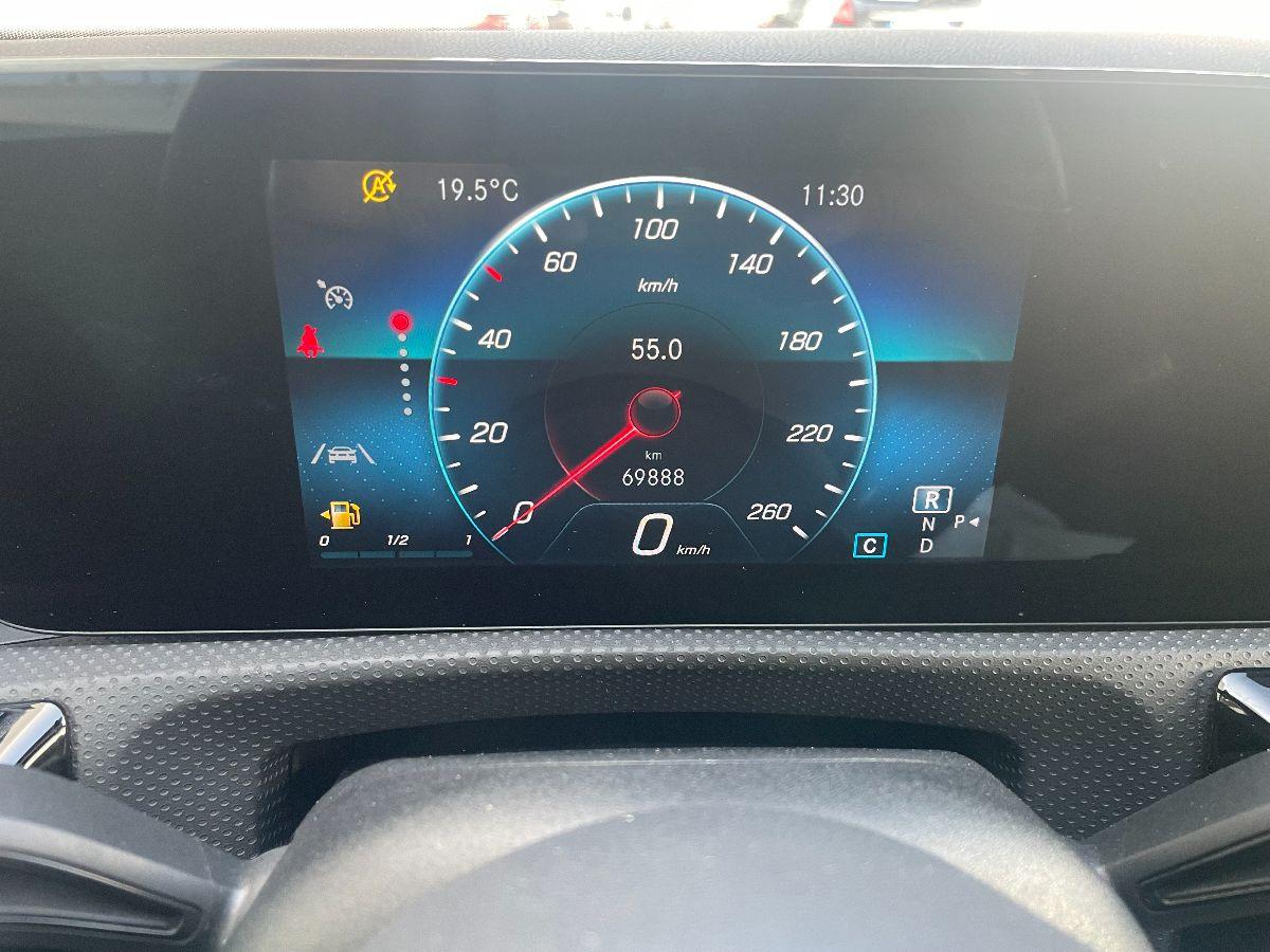 MERCEDES - Classe CLA - CLA 180 d Automatic Sport