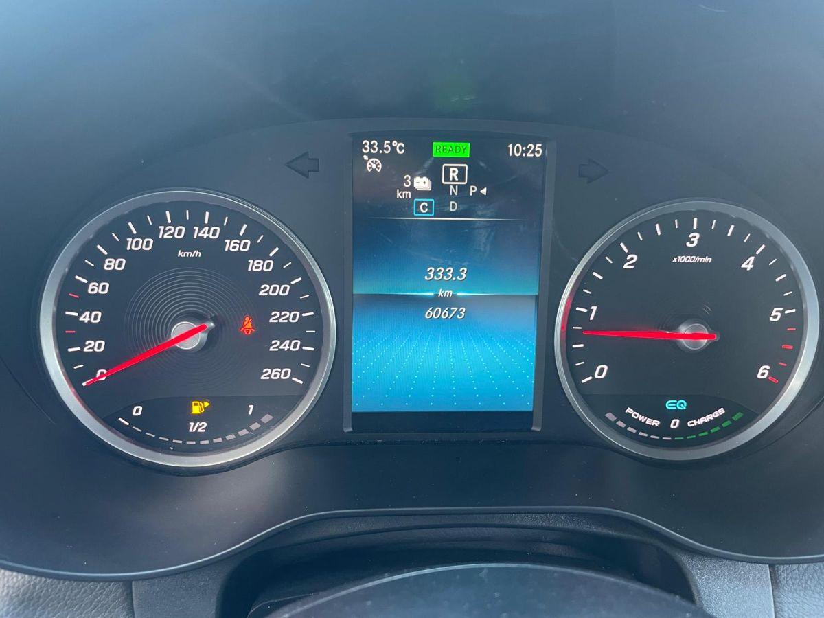 MERCEDES - GLC - 300 de 4Matic EQ-Power Business
